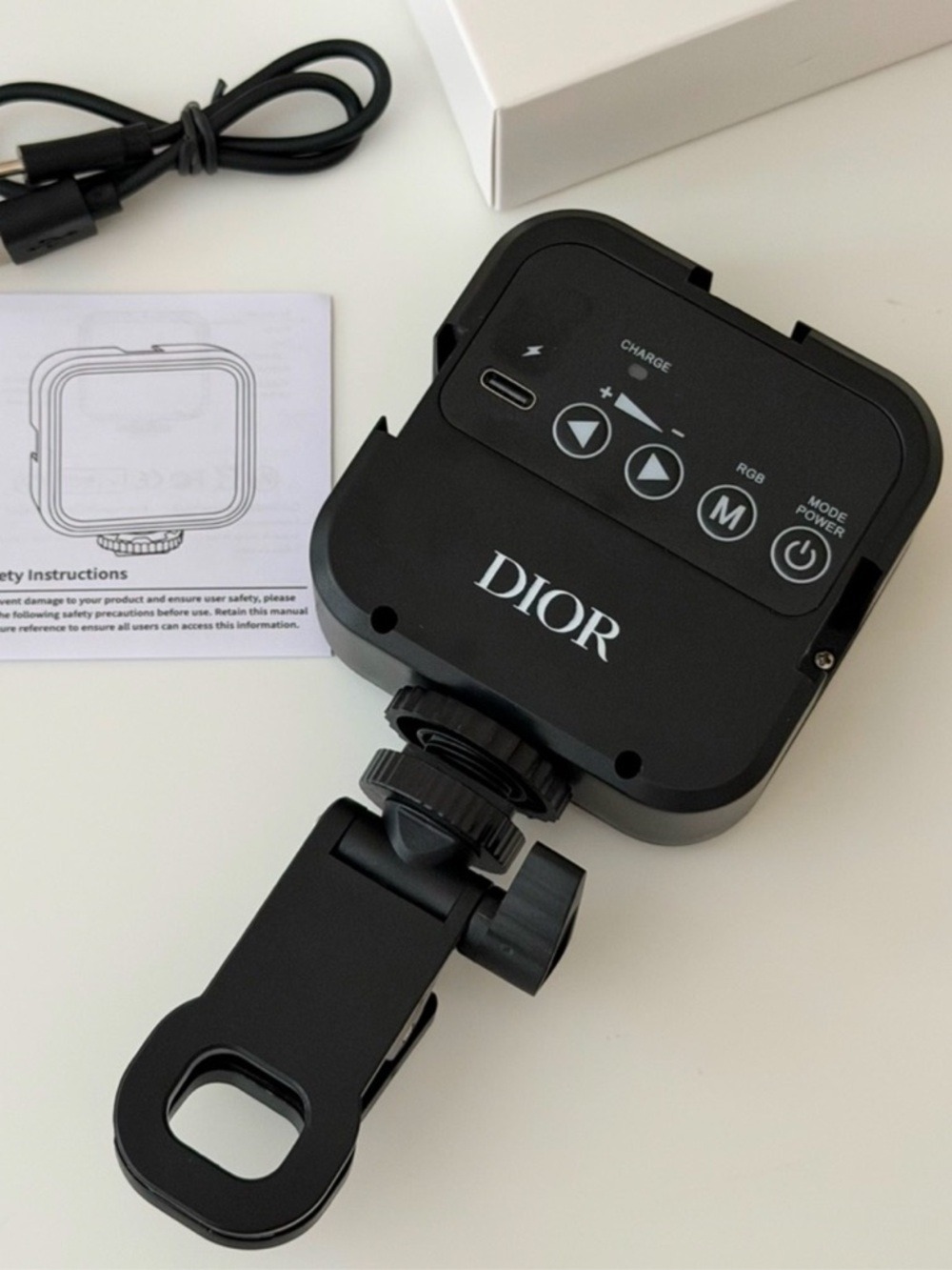 Dior Beauty Phone Light New Authentic - Picture 6 of 13